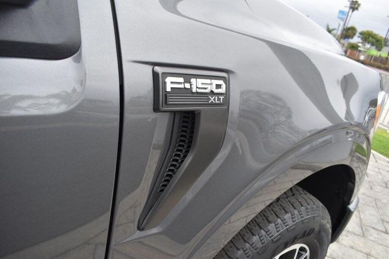 2022 Ford F-150 XLTImage 5
