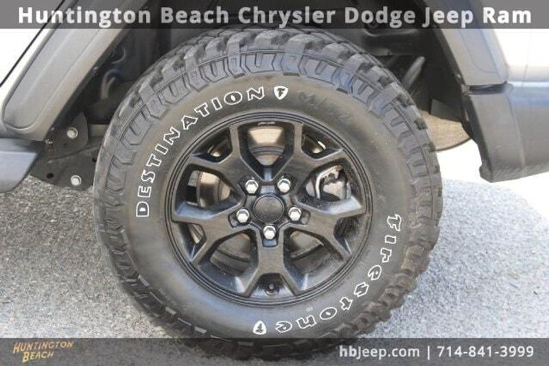 2021 Jeep Wrangler Unlimited WillysImage 6
