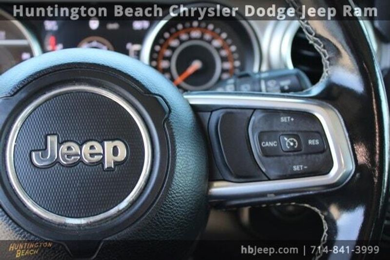 2020 Jeep Wrangler Unlimited SaharaImage 17