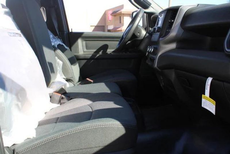 2023 RAM 2500 Tradesman Crew Cab 4x2 Long BoxImage 32