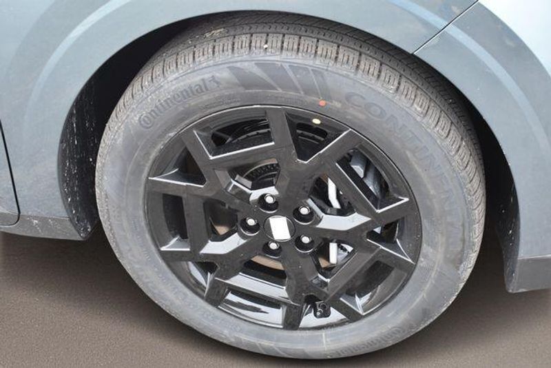 New 2026 Kia Carnival Hybrid SXImage 12