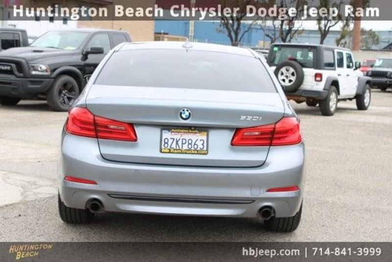 2018 BMW 5 Series 530iImage 4