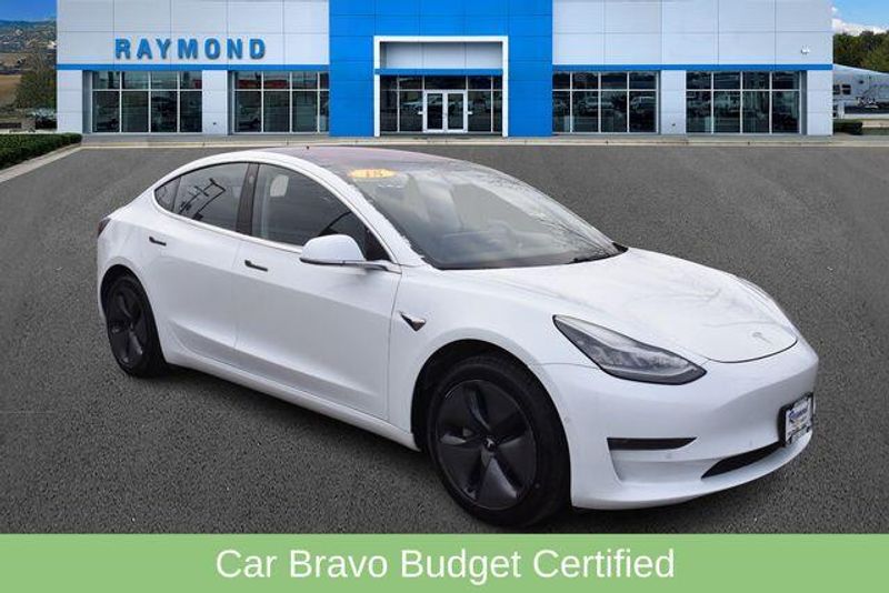 Used 2018 Tesla Model 3 Long RangeImage 1
