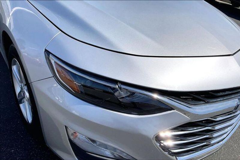 Used 2022 Chevrolet Malibu LTImage 27