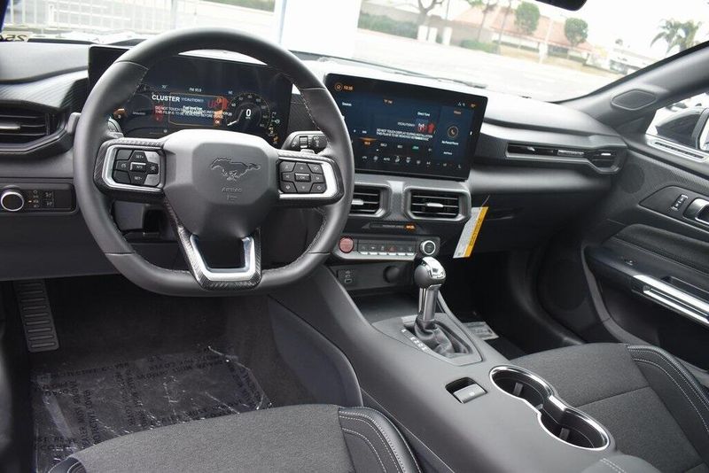 New 2025 Ford Mustang GTImage 9