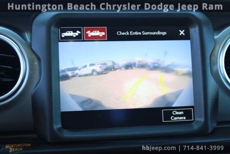 2022 Jeep Gladiator OverlandImage 31