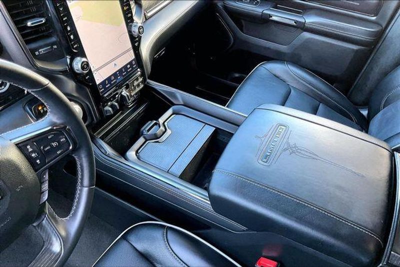 Used 2024 RAM 1500 LimitedImage 17