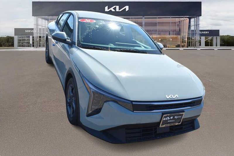 New 2026 Kia K4 LXSImage 10