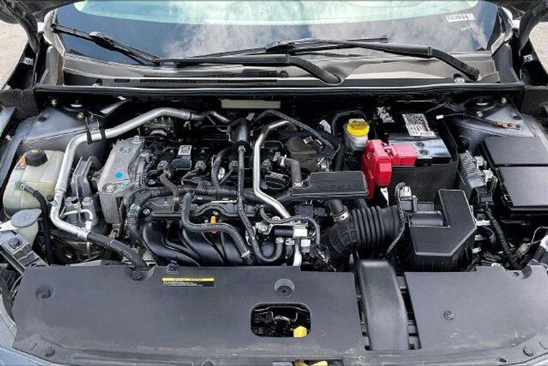 Used 2021 Nissan Sentra SRImage 9