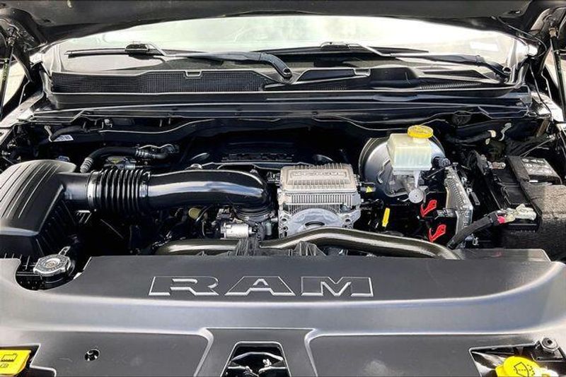 Used 2021 RAM 1500 LimitedImage 9