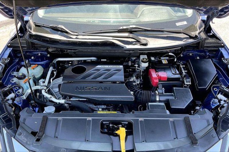 Used 2023 Nissan Rogue SVImage 9