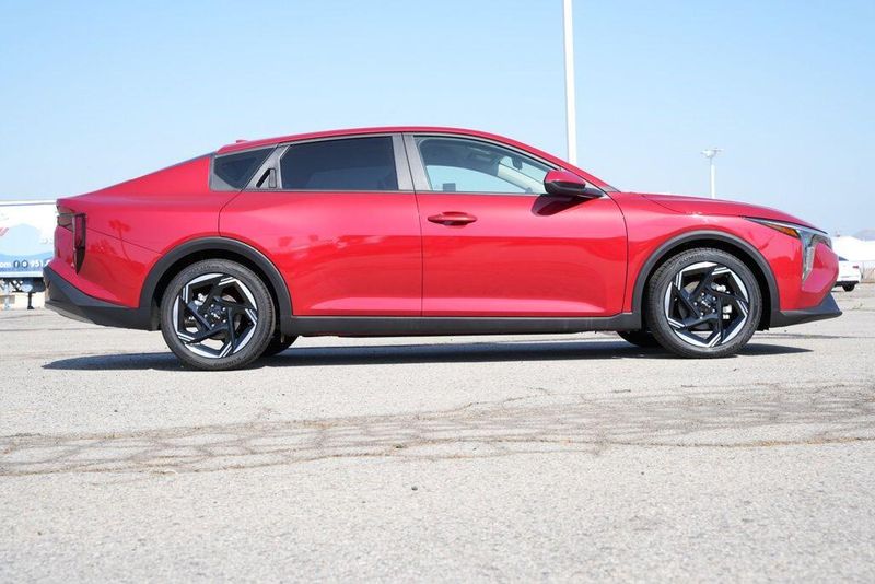 Used 2025 Kia K4 EXImage 8