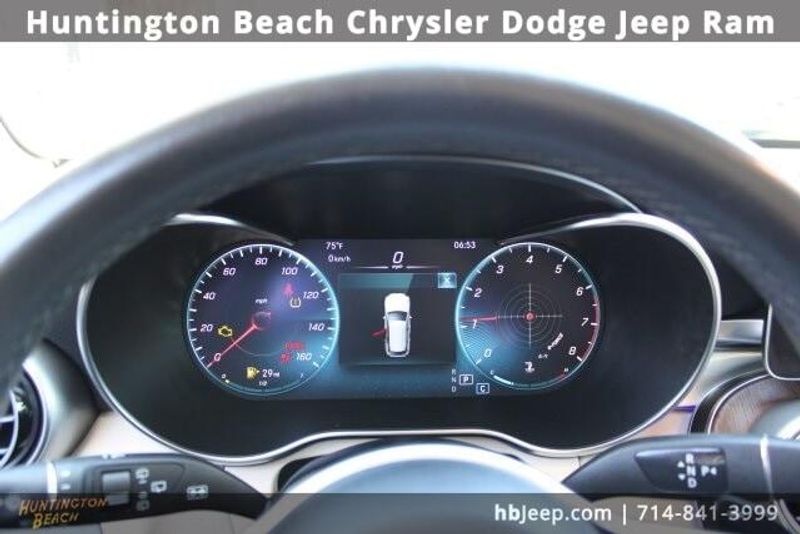 2022 Mercedes-Benz GLC 300Image 22