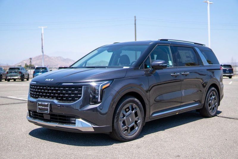 New 2026 Kia Carnival Hybrid SXImage 3