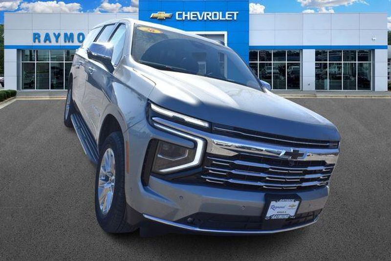 New 2026 Chevrolet Suburban PremierImage 10