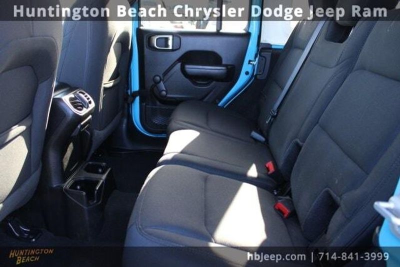 2021 Jeep Wrangler Unlimited WillysImage 35