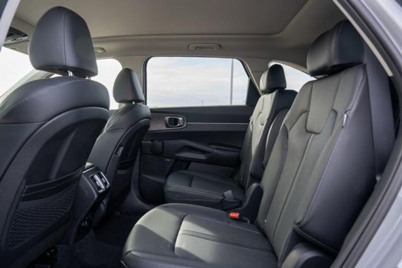 New 2026 Kia Sorento X-Line EXImage 14
