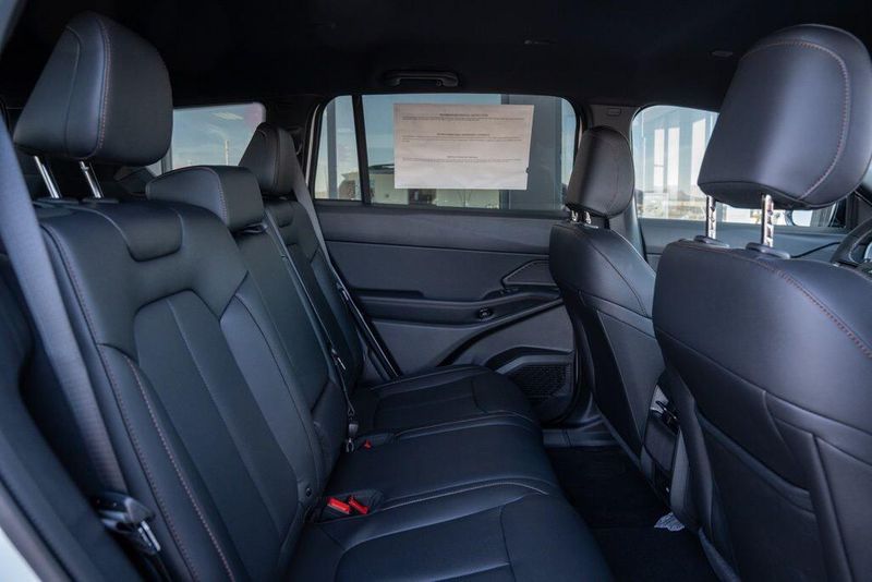 New 2026 Jeep Cherokee LimitedImage 17