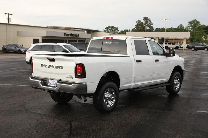 2025 RAM 2500 Tradesman Crew Cab 4x4 6