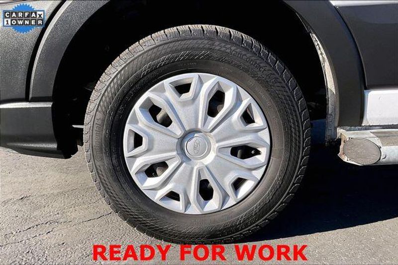 Used 2024 Ford Transit-250 Cargo Van BaseImage 7