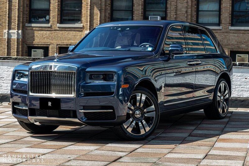 2022 Rolls-Royce Cullinan BaseImage 1