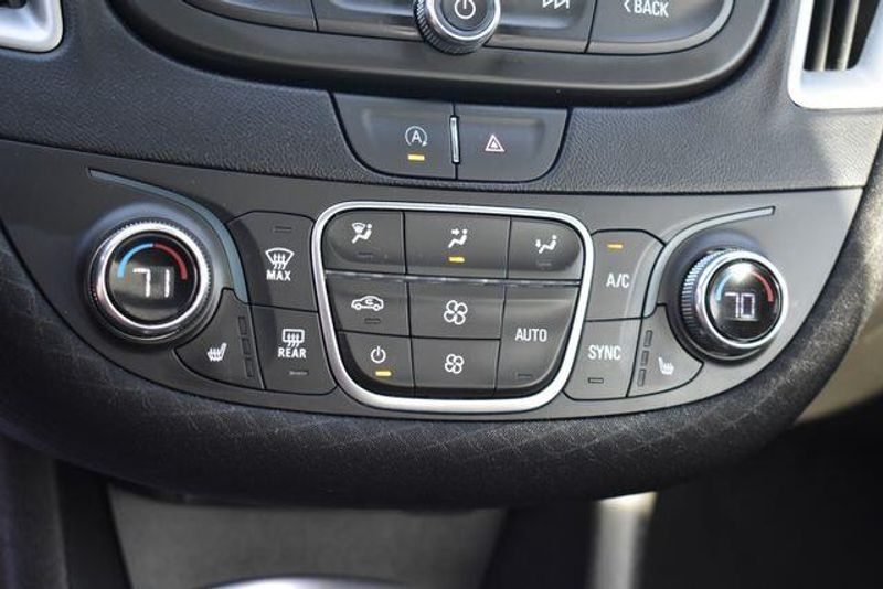 Used 2023 Chevrolet Malibu LTImage 31