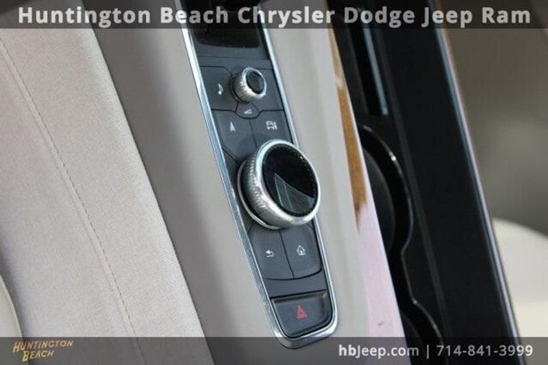 2023 Cadillac Escalade Sport PlatinumImage 38