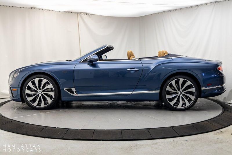 2024 Bentley Continental V8Image 2