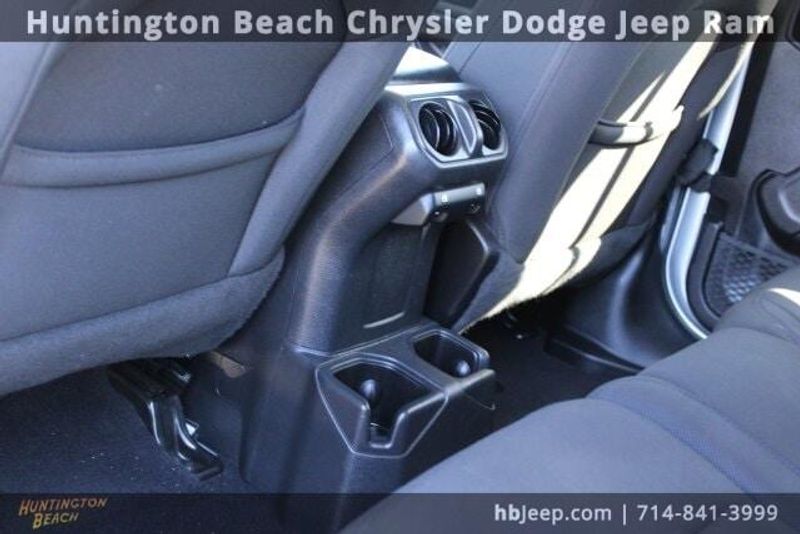 2022 Jeep Wrangler Unlimited Sport SImage 36