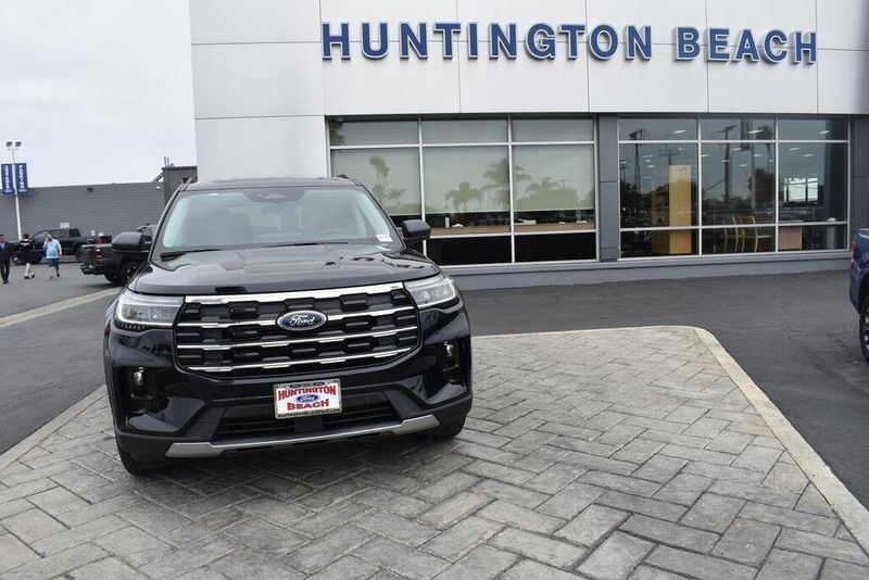 New 2025 Ford Explorer ActiveImage 22