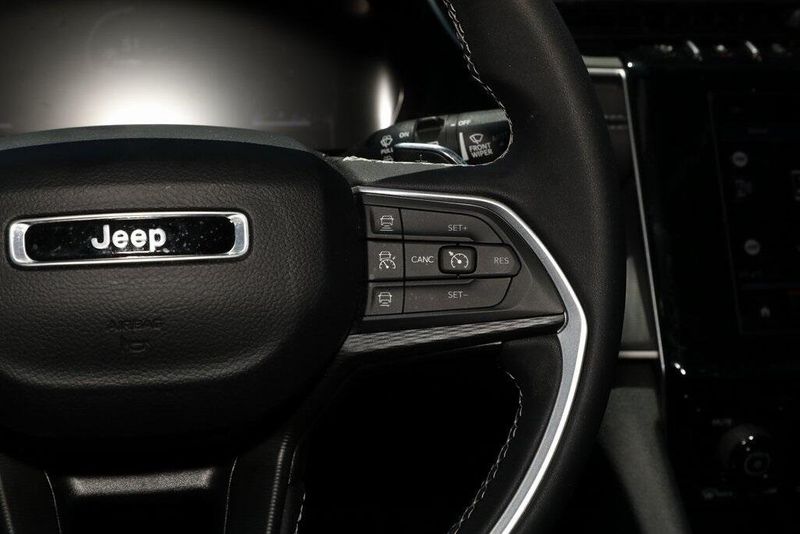 2024 Jeep Grand Cherokee LaredoImage 20
