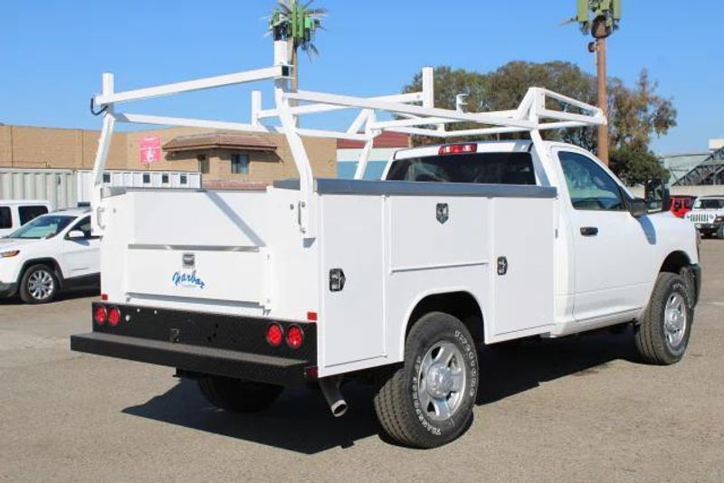 2024 RAM 2500 Tradesman Regular Cab Harbor BodyImage 5