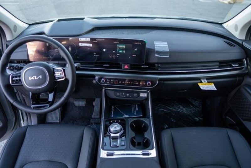 2026 Kia Carnival Hybrid SXImage 14