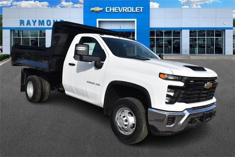 2025 Chevrolet Silverado 3500HD Work TruckImage 10