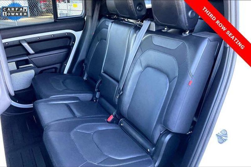 Used 2024 Land Rover Defender X-Dynamic SEImage 25