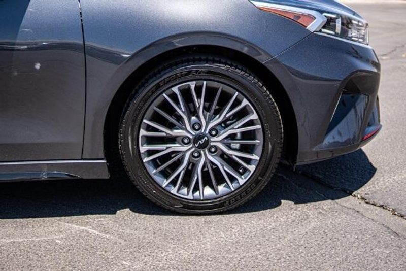 Used 2023 Kia Forte GT-LineImage 9