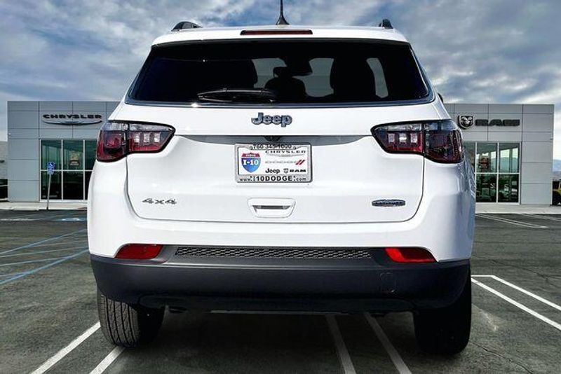 New 2026 Jeep Compass Latitude 4x4Image 3