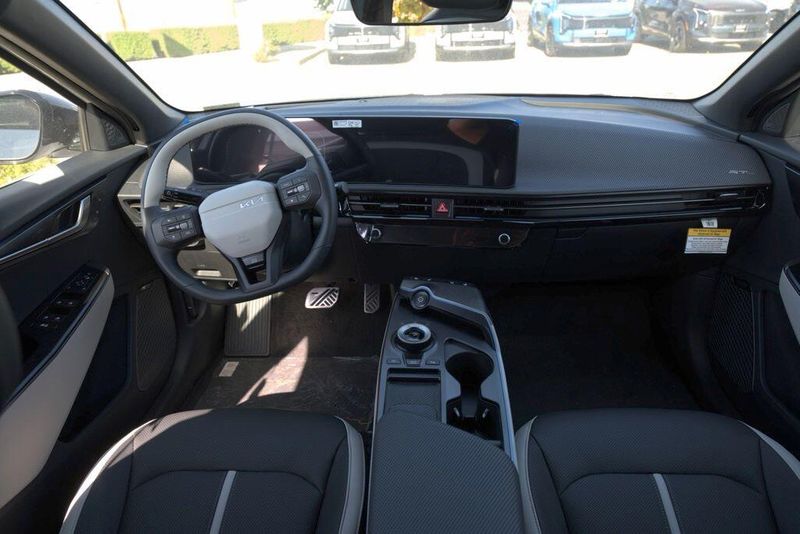 New 2026 Kia EV6 GT-LineImage 14