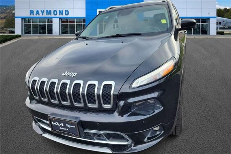2016 Jeep Cherokee OverlandImage 4