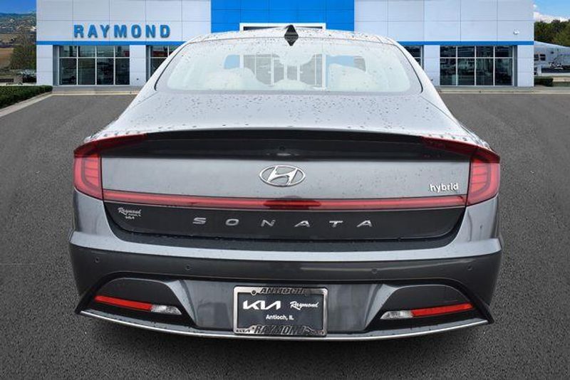 Used 2023 Hyundai Sonata Hybrid LimitedImage 4