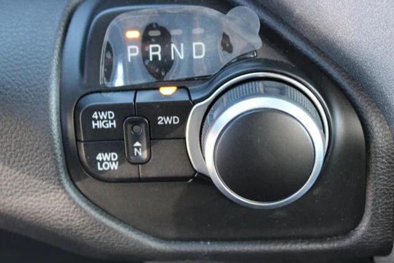 2024 RAM 2500 Tradesman Regular Cab Harbor BodyImage 22