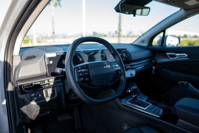2026 Kia Sportage EXImage 10