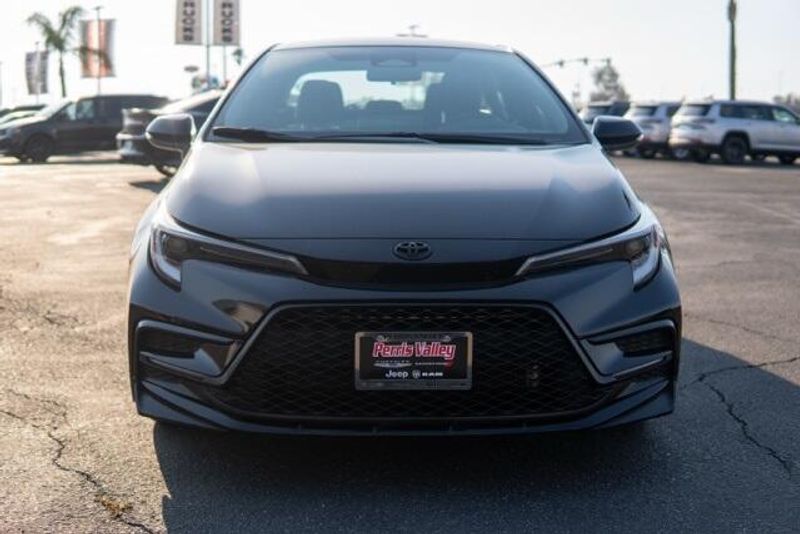Used 2024 Toyota Corolla SEImage 2