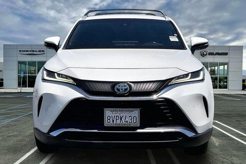 Used 2021 Toyota Venza LimitedImage 2