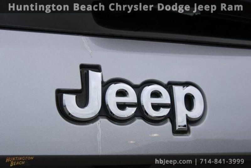 2019 Jeep Grand Cherokee LimitedImage 8