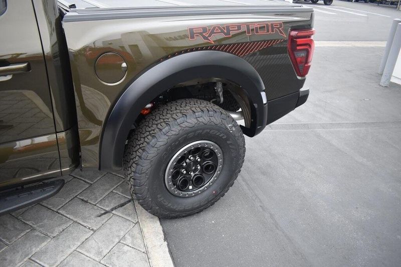 New 2025 Ford F-150 RaptorImage 6