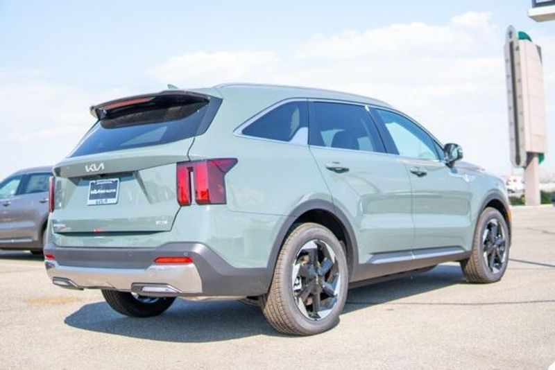2025 Kia Sorento Hybrid EXImage 7
