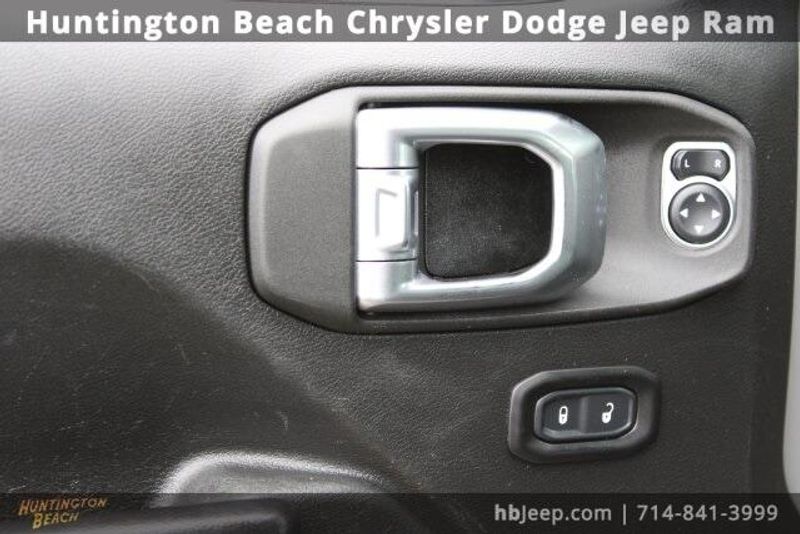 2021 Jeep Gladiator RubiconImage 14