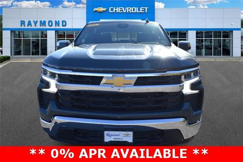 New 2025 Chevrolet Silverado 1500 LTImage 8