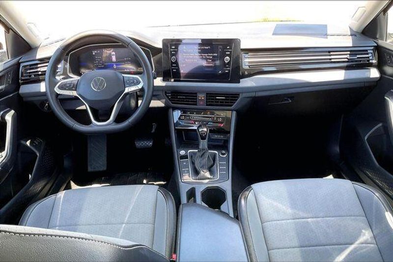 Used 2025 Volkswagen Jetta 1.5T SEImage 15
